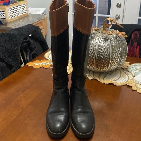 Coach Boots - Picture 2 of 5